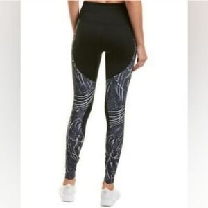 Women's Black Patterned Leggings